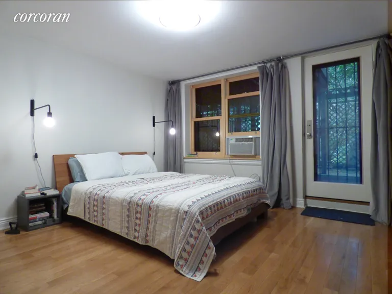 New York City Real Estate | View 131 Fort Greene Place, 1 | room 3 | View 4