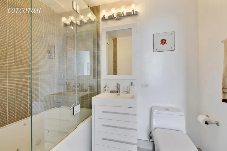 New York City Real Estate | View 1760 Second Avenue, 23B | Bathroom | View 7