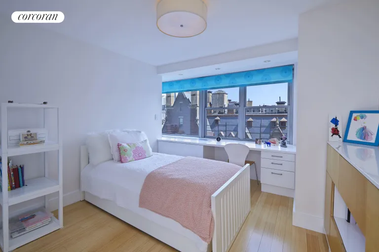 New York City Real Estate | View 15 West 72Nd Street, 17E | room 8 | View 9