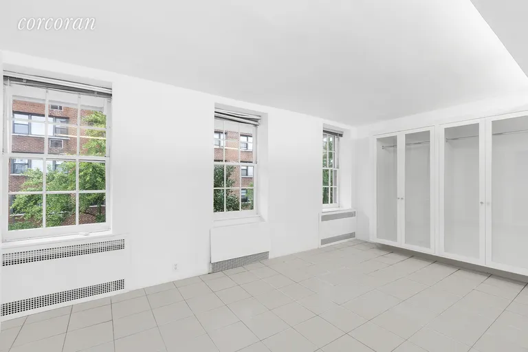 New York City Real Estate | View 23 Beekman Place, 3/4 | room 4 | View 5