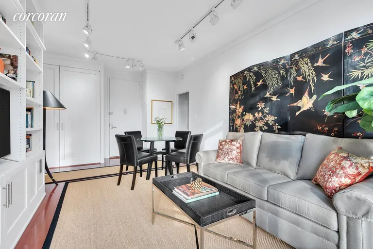 New York City Real Estate | View 343 East 74th Street, 14K | room 1 | View 2