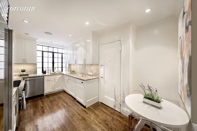New York City Real Estate | View 340 East 72nd Street, 13S | room 3 | View 4
