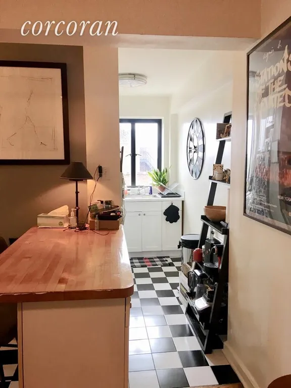 New York City Real Estate | View 100 Remsen Street, 7F | room 10 | View 11
