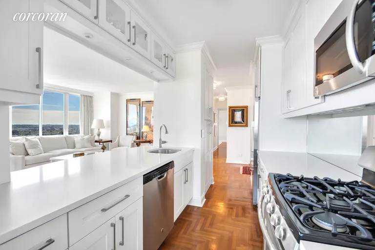 New York City Real Estate | View 455 EAST 86TH STREET, 31B | room 2 | View 3
