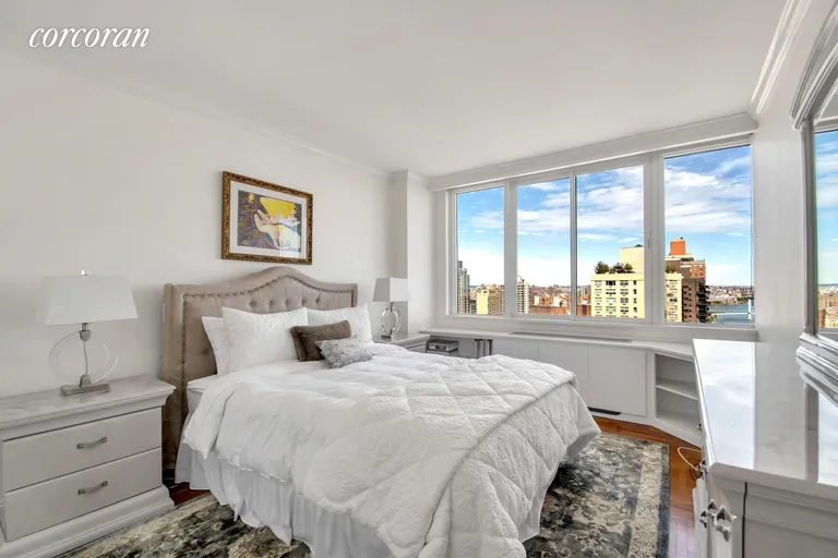 New York City Real Estate | View 455 EAST 86TH STREET, 31B | room 5 | View 6