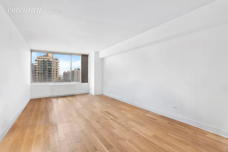 New York City Real Estate | View 404 East 79th Street, 30D | 1 | View 7
