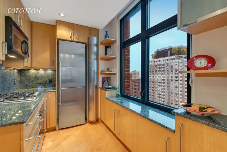 New York City Real Estate | View 188 East 70th Street, 28A | room 2 | View 3