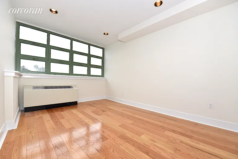 New York City Real Estate | View 19-19 24th Avenue, R417 | room 7 | View 8