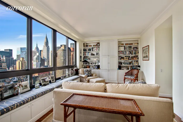 New York City Real Estate | View 100 United Nations Plaza, 35B | 9 Ft Ceilings.  Oversized windows in every room. | View 2