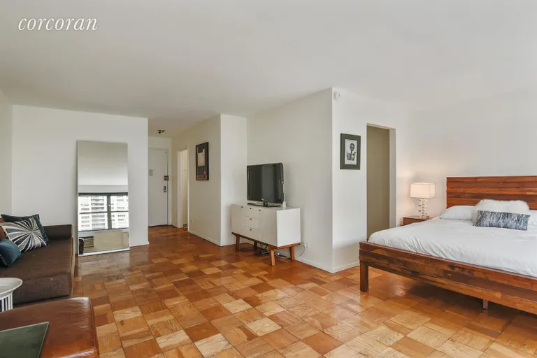 New York City Real Estate | View 165 West End Avenue, 7G | Sleeping Alcove | View 2