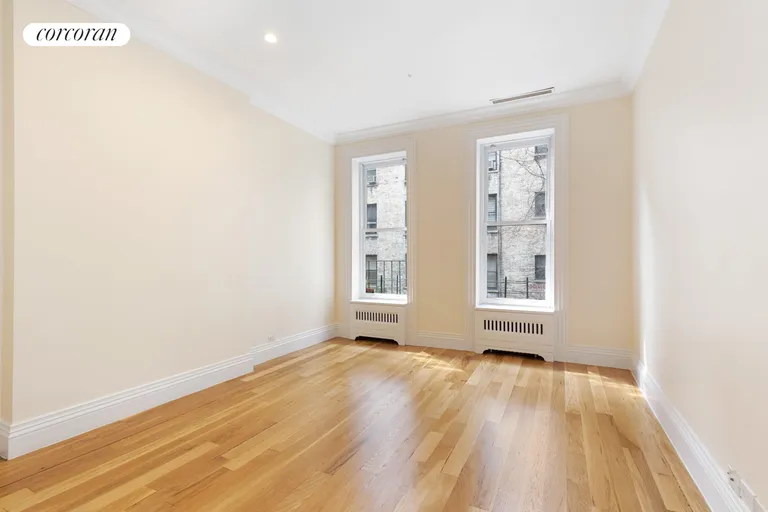 New York City Real Estate | View 116 East 91st Street, 2 | room 3 | View 4