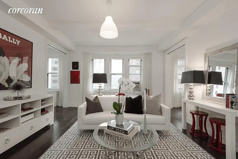 New York City Real Estate | View 157 East 72nd Street, 9HI | 3 Beds, 2 Baths | View 1