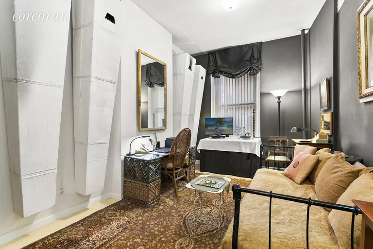 New York City Real Estate | View 352 West 48th Street, 1FW | 1 Bed, 1 Bath | View 1