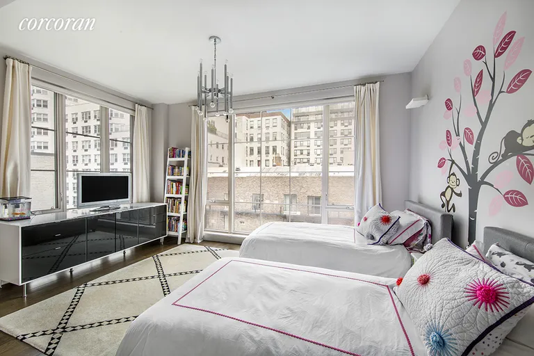 New York City Real Estate | View 316 East 22nd Street, PH | room 8 | View 9