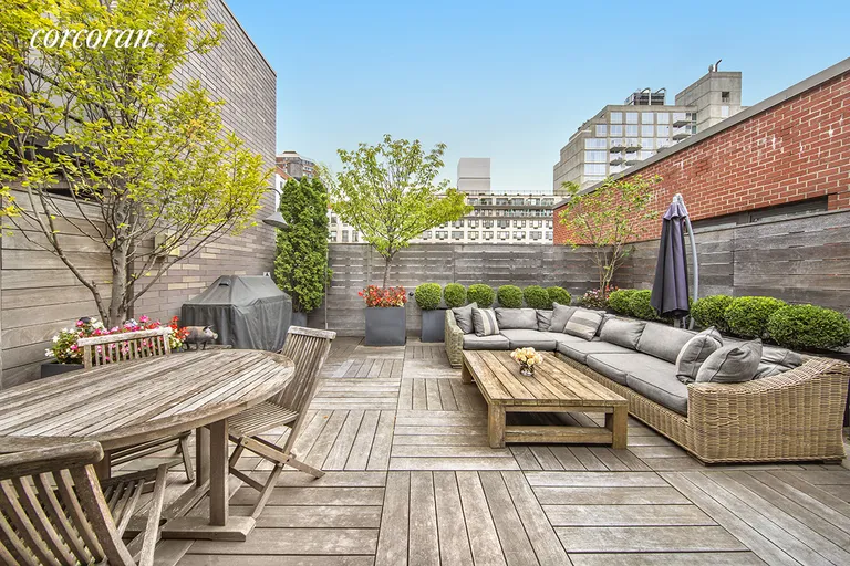 New York City Real Estate | View 316 East 22nd Street, PH | room 3 | View 4