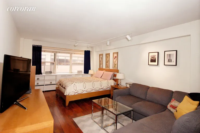 New York City Real Estate | View 153 East 57th Street, 6C | 1 Bath | View 1