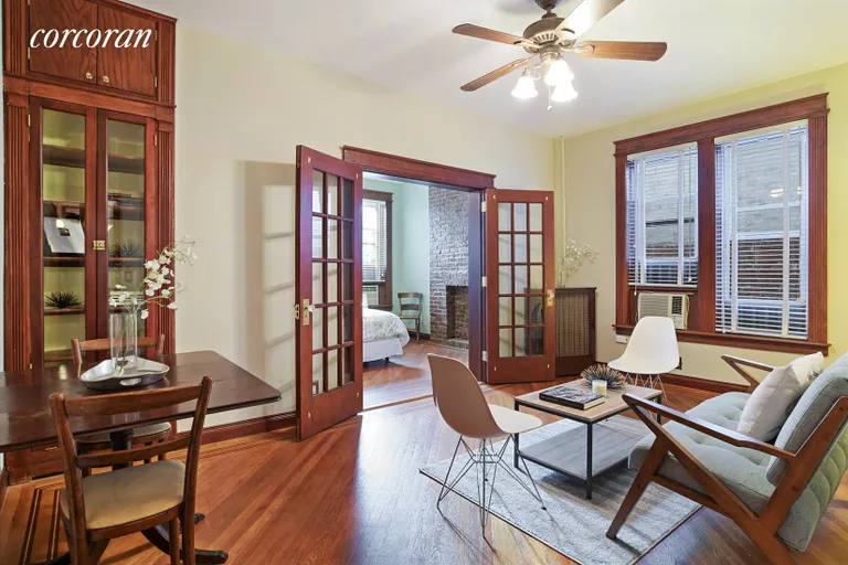 New York City Real Estate | View 546 40th Street, J | 2 Beds, 1 Bath | View 1