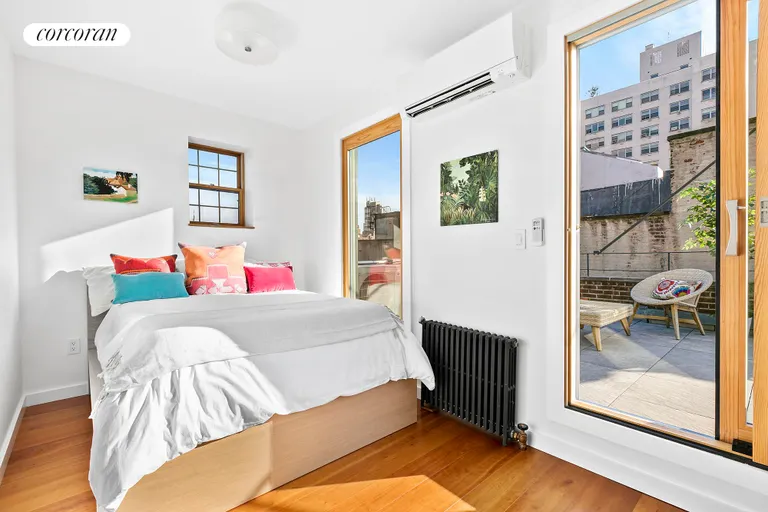 New York City Real Estate | View 368 West 23rd Street, 5R | room 5 | View 6