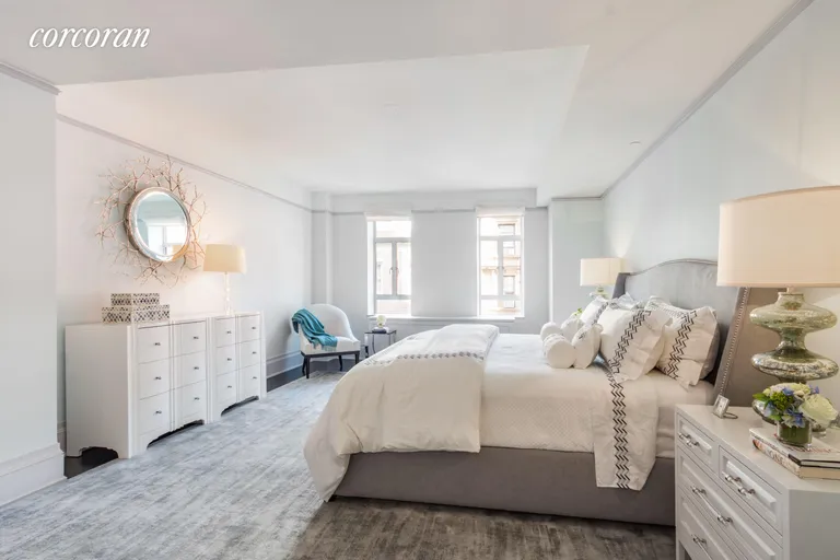 New York City Real Estate | View 21 East 61st Street, 4E | room 7 | View 8