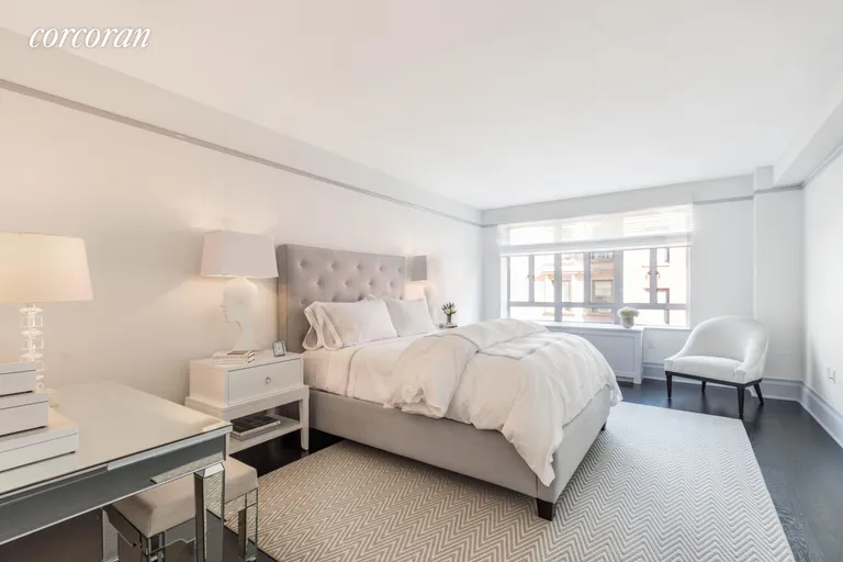 New York City Real Estate | View 21 East 61st Street, 4E | room 9 | View 10