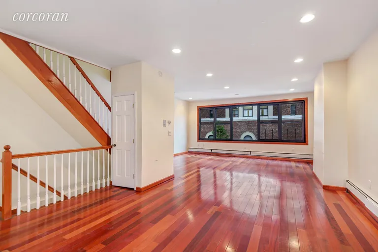 New York City Real Estate | View 14 Whitwell Place | room 1 | View 2