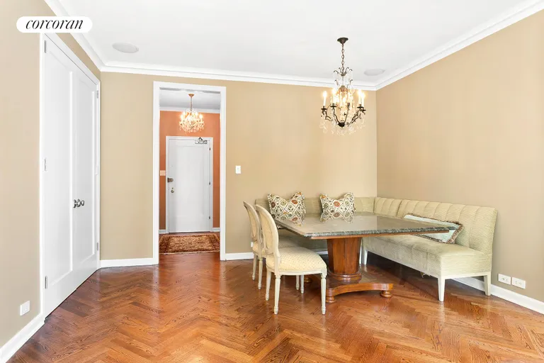 New York City Real Estate | View 465 Park Avenue, 18D | room 2 | View 3