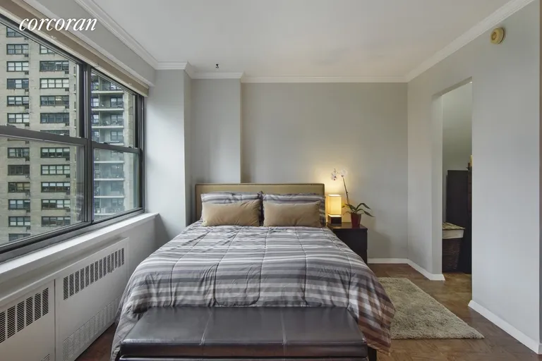New York City Real Estate | View 185 West End Avenue, 8B | Spacious sleeping alcove | View 2