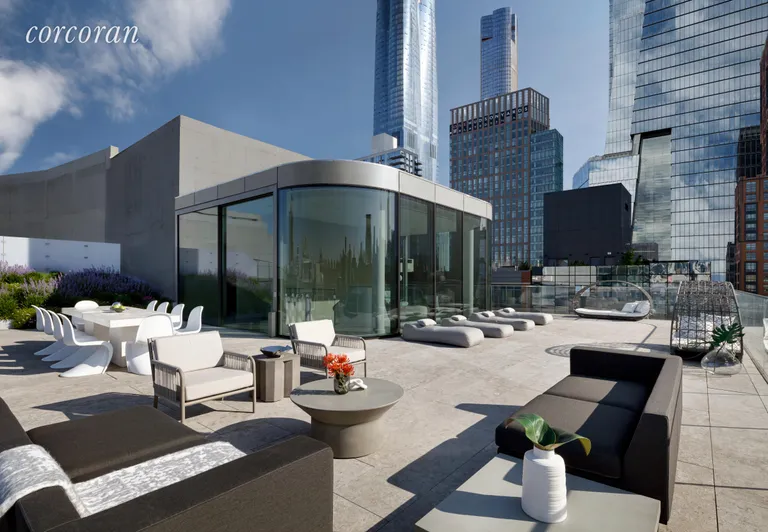 New York City Real Estate | View 520 West 28th Street, PH37 | 5 Beds, 6 Baths | View 1