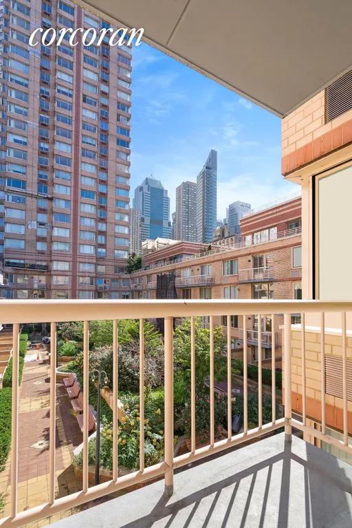 New York City Real Estate | View 393 West 49th Street, 4II | 2 | View 6