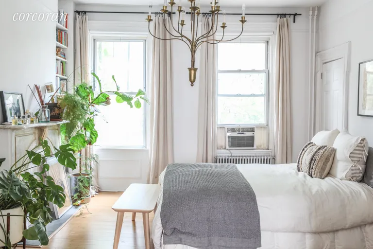 New York City Real Estate | View 22 Fillmore Place, Parlor | room 2 | View 3