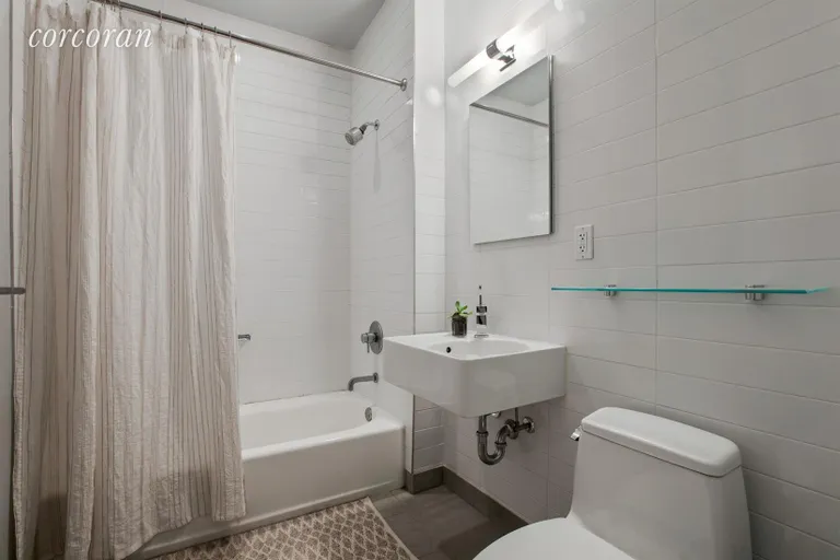 New York City Real Estate | View 360 Furman Street, 626 | Bathroom | View 4