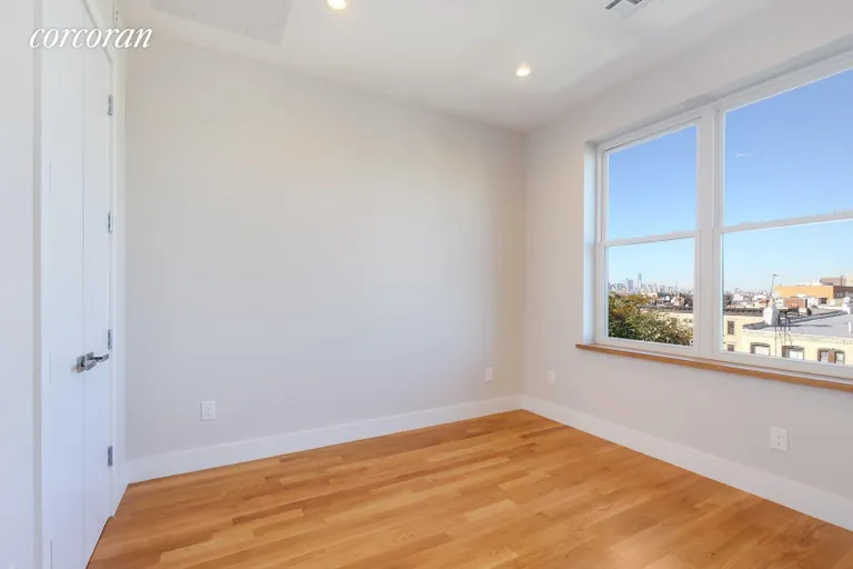 New York City Real Estate | View 18-13 Greene Avenue, 4R | room 3 | View 4