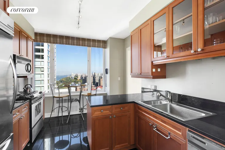 New York City Real Estate | View 220 Riverside Boulevard, 22D | room 3 | View 4