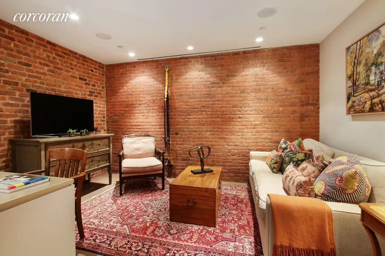 New York City Real Estate | View 34-36 North Moore Street, 4E | room 2 | View 3