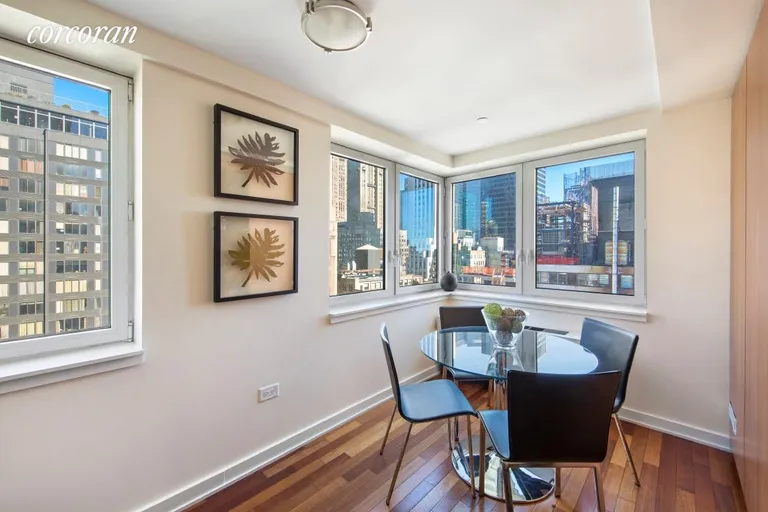 New York City Real Estate | View 425 Fifth Avenue, 31A | room 2 | View 3