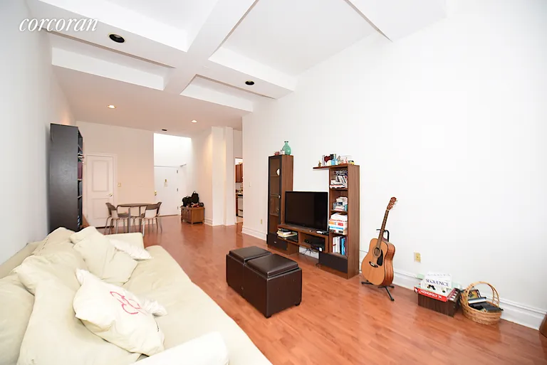 New York City Real Estate | View 45-02 Ditmars Boulevard, 527 | room 2 | View 3
