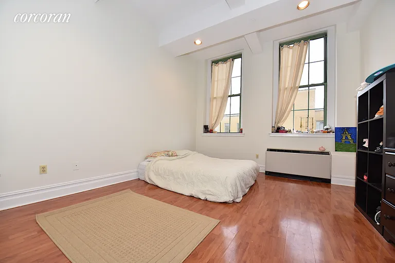 New York City Real Estate | View 45-02 Ditmars Boulevard, 527 | room 4 | View 5