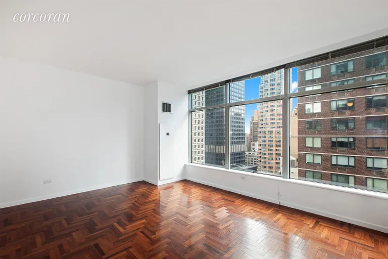 New York City Real Estate | View 250 East 54th Street, 20B | room 1 | View 2