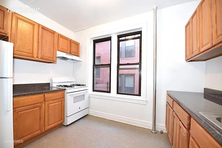 New York City Real Estate | View 25-20 42nd Street, C5 | room 6 | View 7