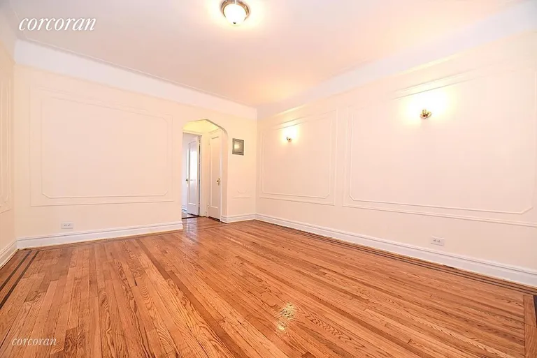 New York City Real Estate | View 25-20 42nd Street, C5 | room 3 | View 4