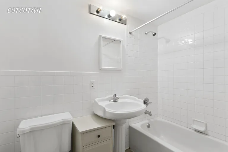 New York City Real Estate | View 137 West 126th Street, 2 | room 5 | View 6