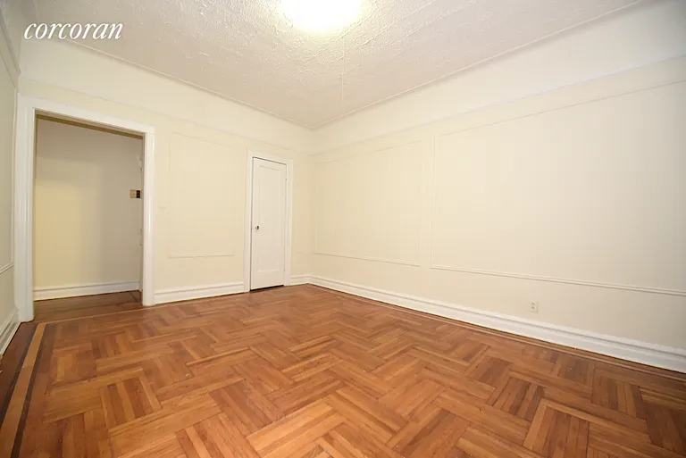 New York City Real Estate | View 31-50 33rd Street, 6A | room 1 | View 2