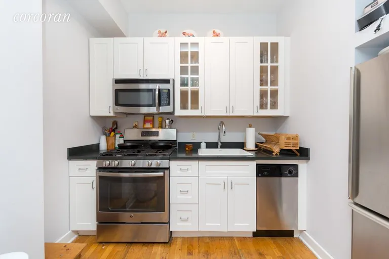 New York City Real Estate | View 37 South 3rd Street, 2R | room 4 | View 5