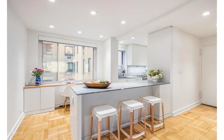 New York City Real Estate | View 45 East End Avenue, 5H | room 4 | View 5