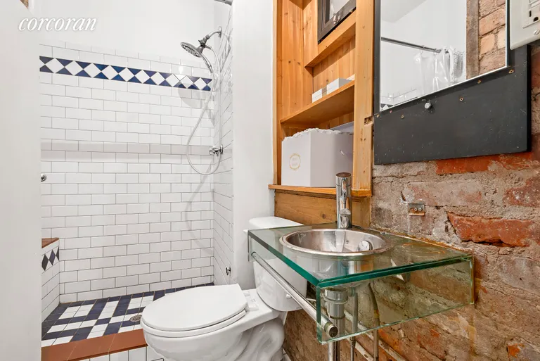 New York City Real Estate | View 254 East 7th Street, 4 | room 4 | View 5