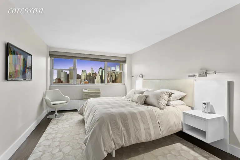 New York City Real Estate | View 75 Henry Street, 14L | Beautiful bedroom with stunning views | View 4