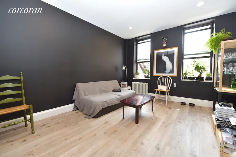 New York City Real Estate | View 301 East 95th Street, 1B | room 3 | View 4