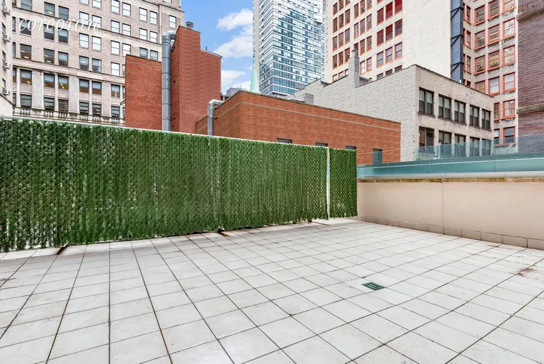 New York City Real Estate | View 143 West 30th Street, 2B | room 1 | View 2