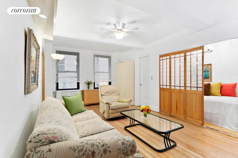New York City Real Estate | View 12 East 97th Street, 3J | 3 | View 3
