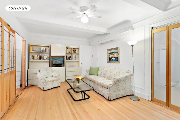New York City Real Estate | View 12 East 97th Street, 3J | 4 | View 4